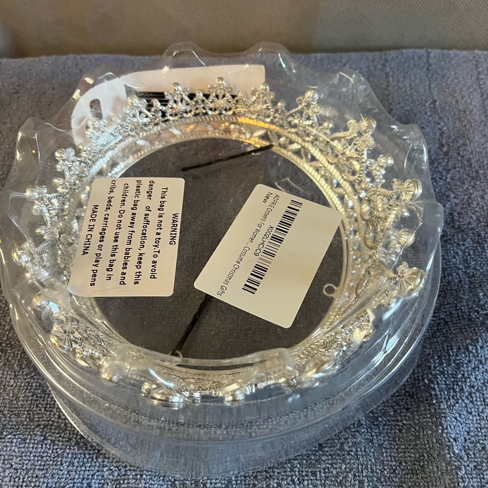 Silver and Rhinestone Crown (5 inches around) - Picture 2 of 5